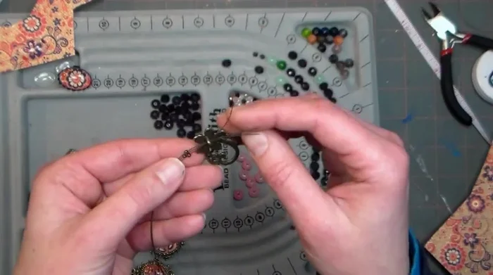 Secure ends: Attach crimp beads to the ends of each wire, crimp firmly, and trim excess wire.