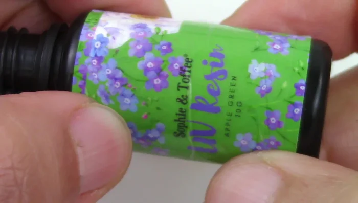 (For polymer clay designs): Bake the polymer clay in the silicon mold for 25 minutes at 275 degrees Fahrenheit.