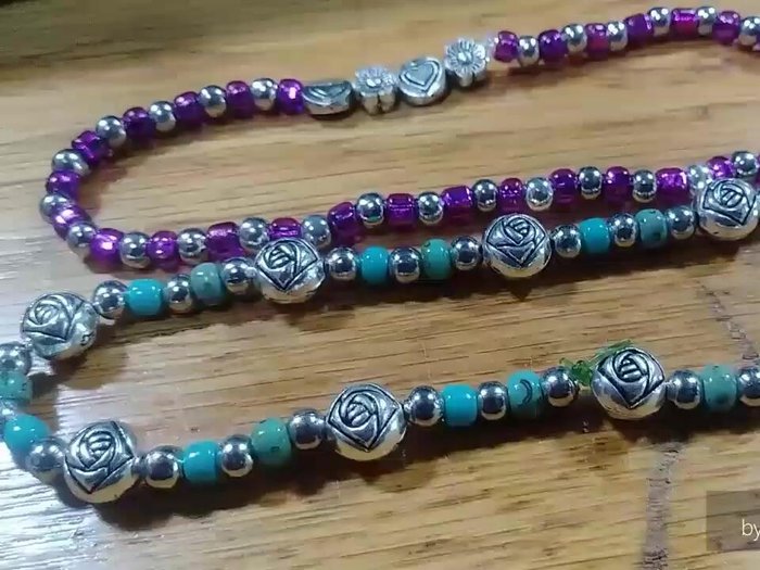 Tie the ends of the cord together securely to complete your anklet.