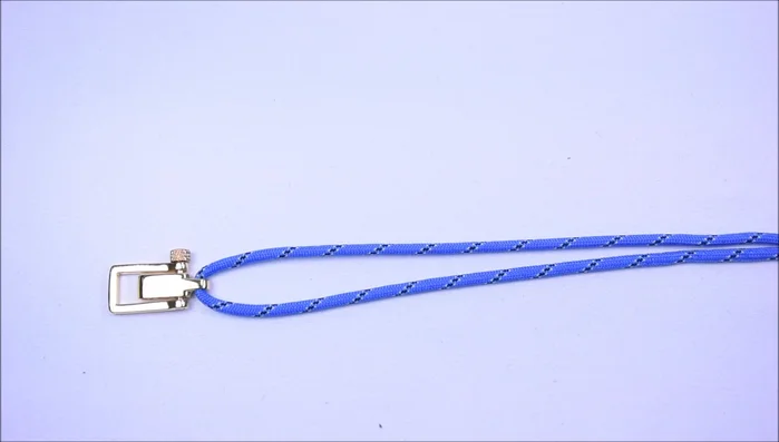 Prepare accent cord: Cut small pieces of micro cord (or use inner strands of paracord) and seal the ends with heat.