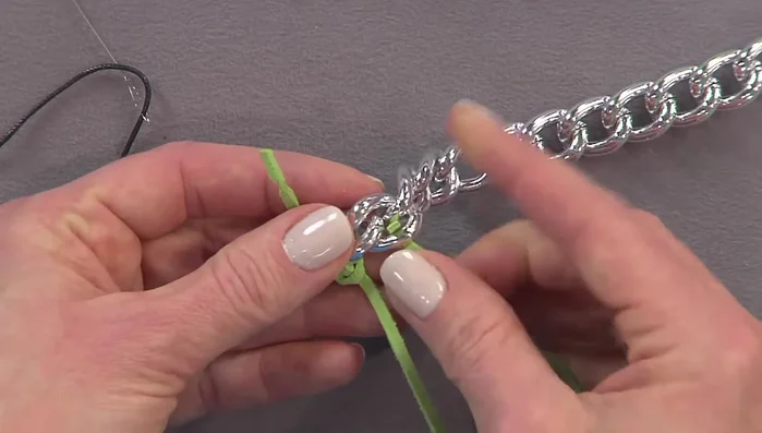 Continue this knotting process along the entire chain.