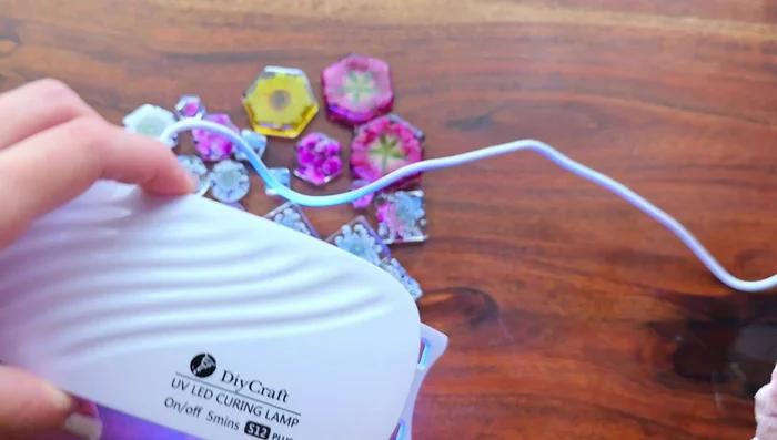 Cure backside: Cure the backside of the pieces with UV lamps to ensure they are fully cured and not sticky.