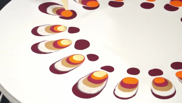 Add puddles of Naples yellow.