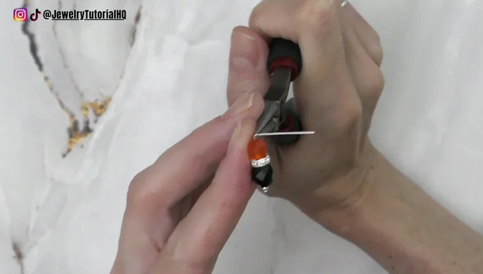 Position the tail to form another right angle. This creates nice round loops and neat wraps.