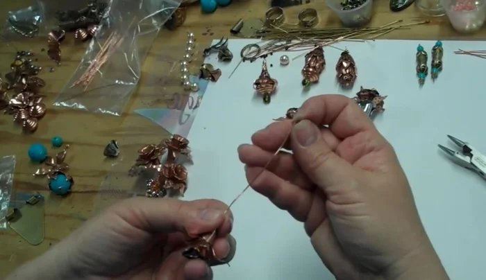 Reinforce with binding wire: Wrap 24 gauge copper binding wire around the crimp, securing all components tightly.