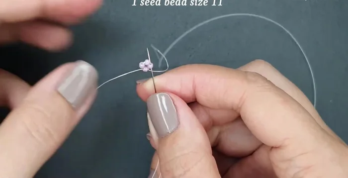 Add the second row: Insert one size 11 seed bead between each bead from the previous row.