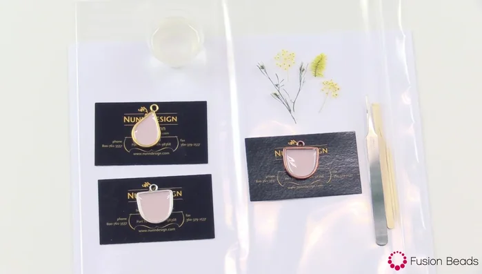 Prepare organics and trim excess stems as needed using scissors.