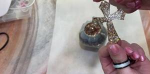 DIY Glitter Resin Ring Holder: A Step-by-Step Tutorial