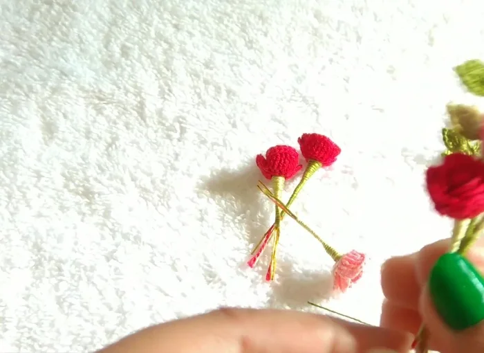 Roll down, adjust, put frill on fat.