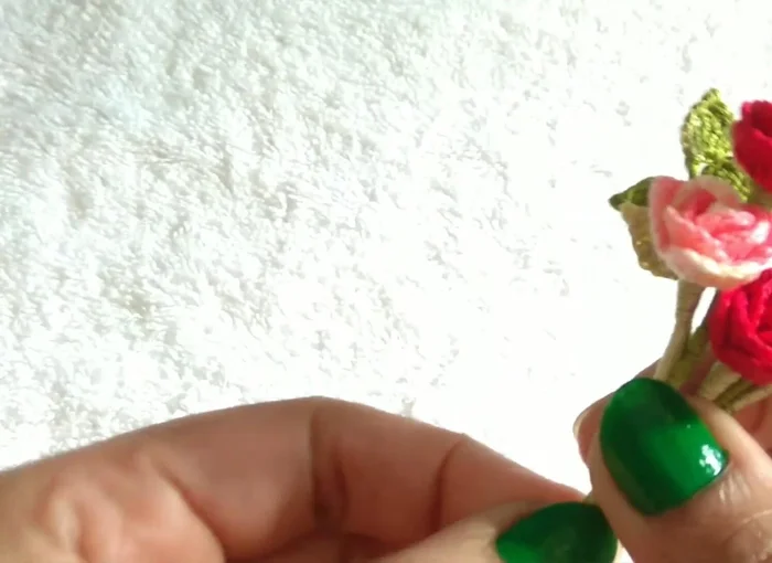 Roll down, adjust, put frill on fat.