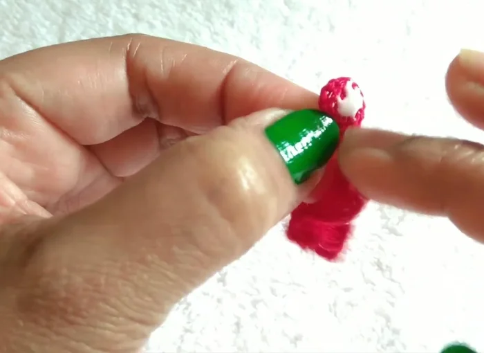 Make a flower. Use warden oil.