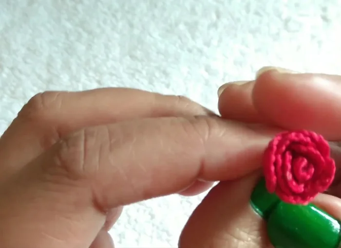 Make a flower. Use warden oil.