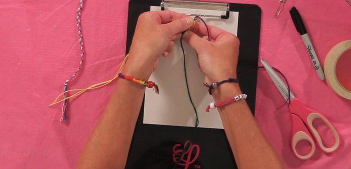 Repeat step 5 until the bracelet is long enough for your wrist.
