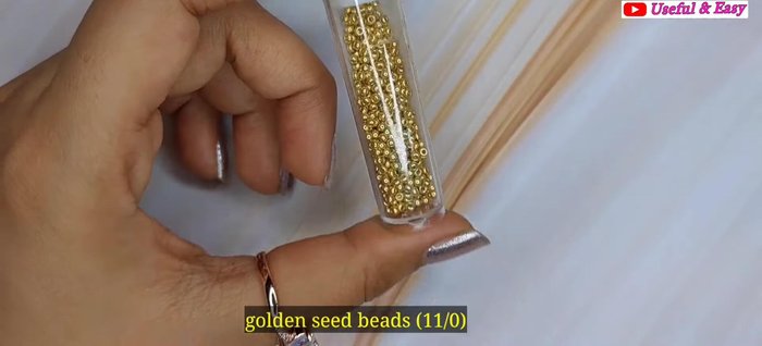 Green Ombre Hoop Earring (Herringbone Stitch): Prepare materials and thread.