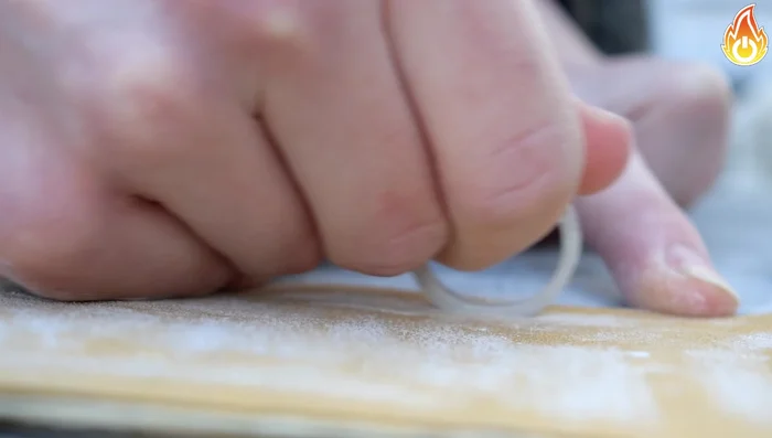 Glue the ring band to the rock using a small amount of UV resin and cure it under a UV light.