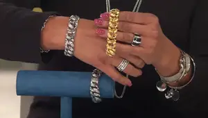 Stunning Stainless Steel Curb Link Bracelet: A Hot Pick!